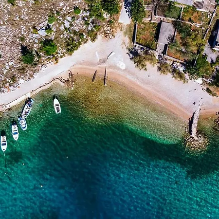 Starigrad 14113d * Starigrad Paklenica