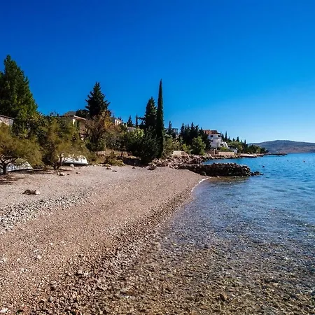 Starigrad 14113d Starigrad Paklenica